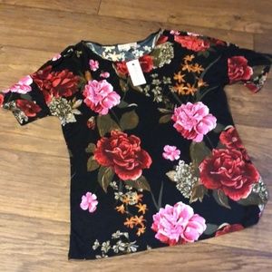 Philosophy Rose Designed T-shirt Size Medium